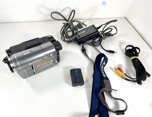 Sony DCR-TRV480 digital8 NTSC camcorder plays 8mm Hi8 digital8 tapes.