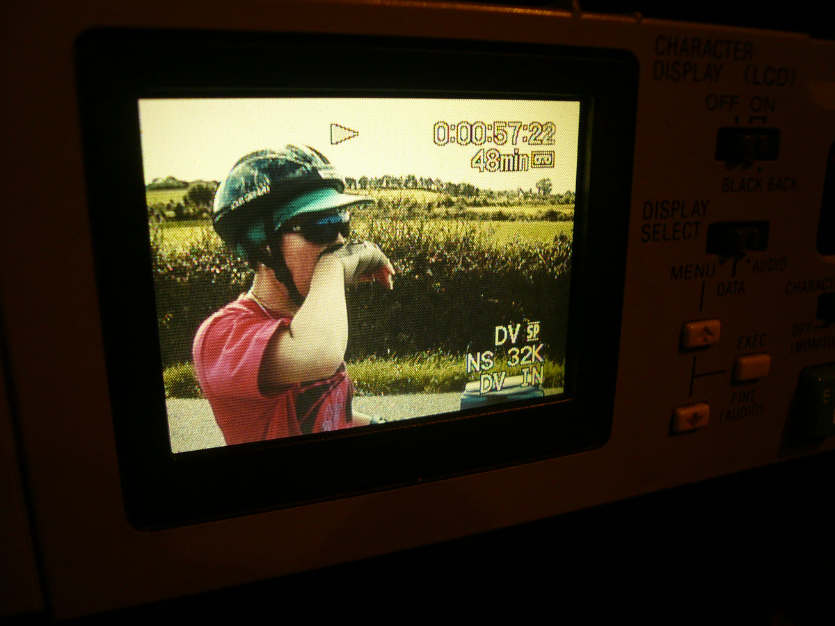 Sony DSR45P miniDV / DVcam Pal / NTSC system heavy duty commercial VC