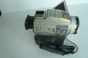 Sony DCR-PC110e Pal system stereo miniDV camcorder