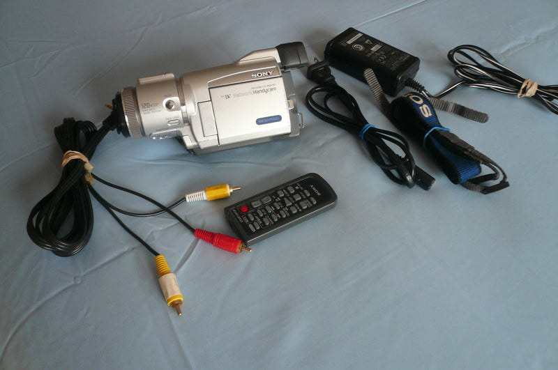 SONY　DCR-TRV70　MiniDV s-l400.jpg