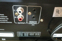 Onkyo DX-C220 six changer CD player