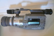 Sony CCD-VX1e pal system 3 CCD Hi8 Camcorder