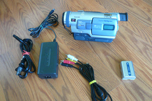 Sony DCR-TRV325e digital8 pal system camcorder plays 8mm Hi8 digital8 in Pal & NTSC