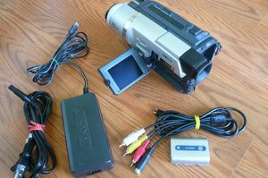 Sony DCR-TRV510e digital8 pal system camcorder plays 8mm Hi8 digital8 in Pal & NTSC