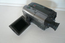 Sony CCD-TRV60e Hi8 analog pal system Camcorder , plays 8mm video8 & Hi8