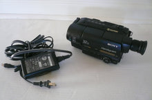 Sony CCD-TR411e 8mm video8 heavy duty pal system camcorder
