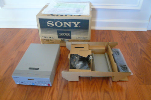 Sony DSR-11 mini DV / DV cam NTSC pal heavy duty VCR New in the box