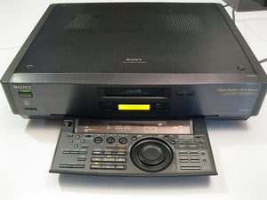 Sony EV-S7000 NTSC Hi8 Stereo VCR plays 8mm Hi8 analog tapes