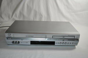 JVC HR-XVC27U DVD Player/VCR/ VHS Video Cassette Recorder Combo
